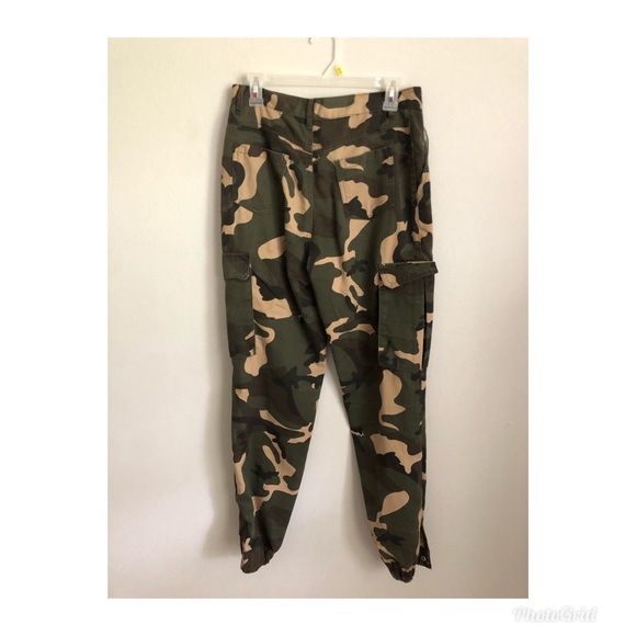 Cargo pants - Picture 2 of 2